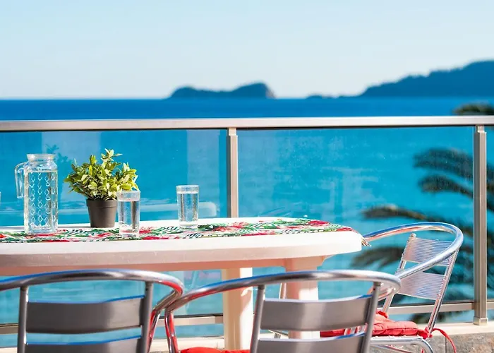 Apartment Golden Breeze